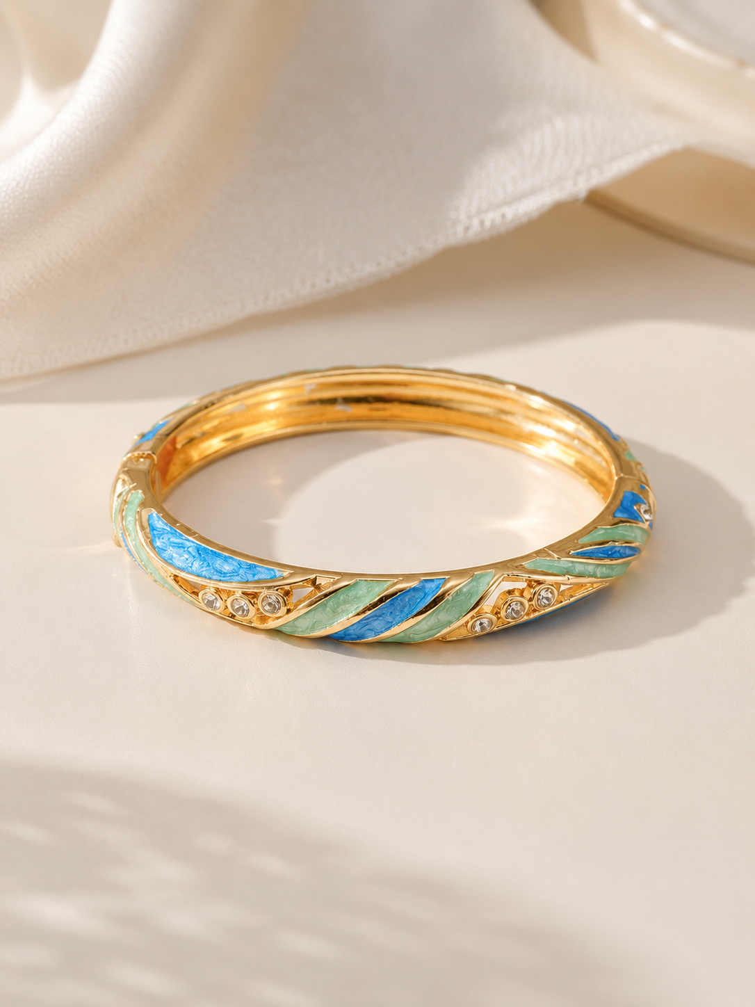 Mermaidcore Swirl Crystal Enamel Bangle – Gold-Tone Alloy with Zircon Inlay