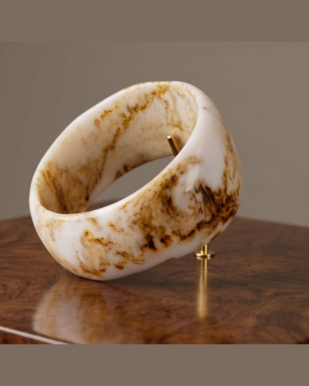 Ivory Round Resin Bangle